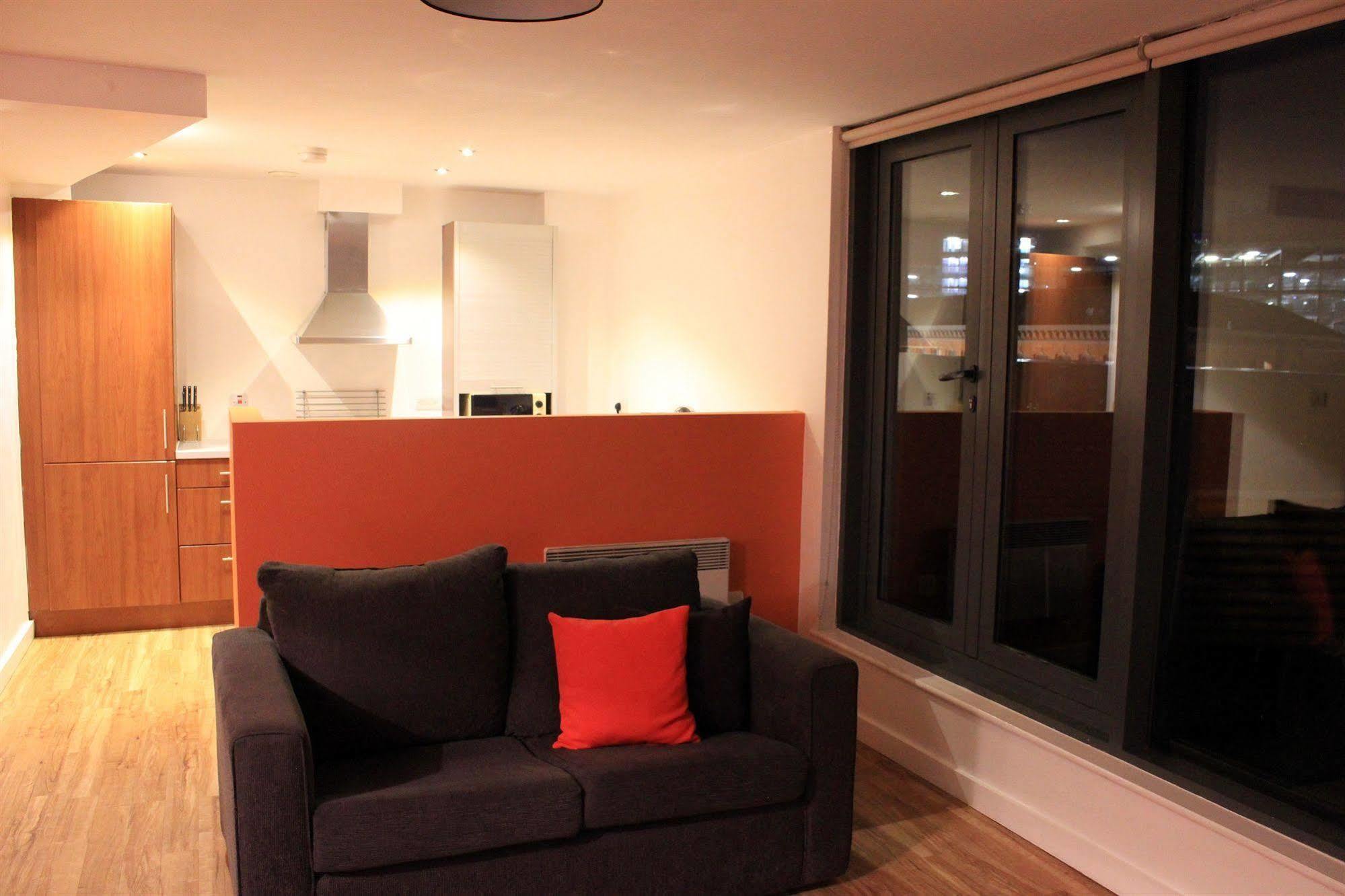 Atana Apartments Manchester Ngoại thất bức ảnh